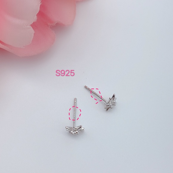 A Pair Silver Small Star Stud Earrings-ECZ007 Silver - Picture 5 of 9